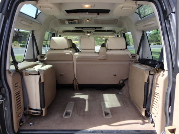 land rover discovery 2 interior